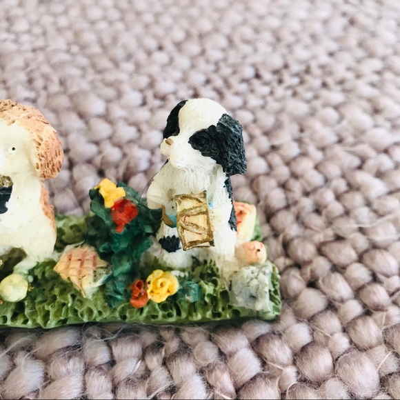 Dogs in a Band Figurines - Picture 6 of 6